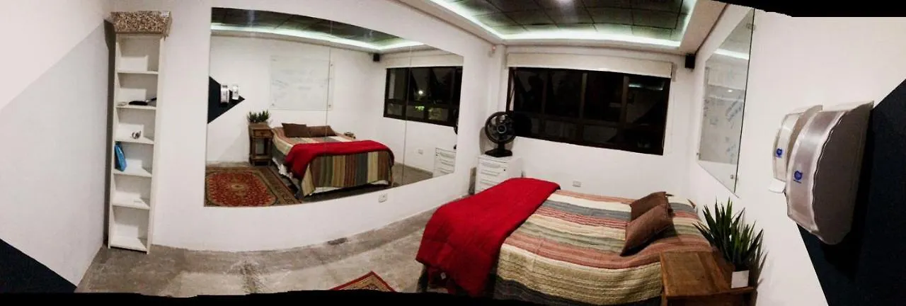 Quarto em Acomodações Particulares Hospedagem Metro Hospital São Paulo